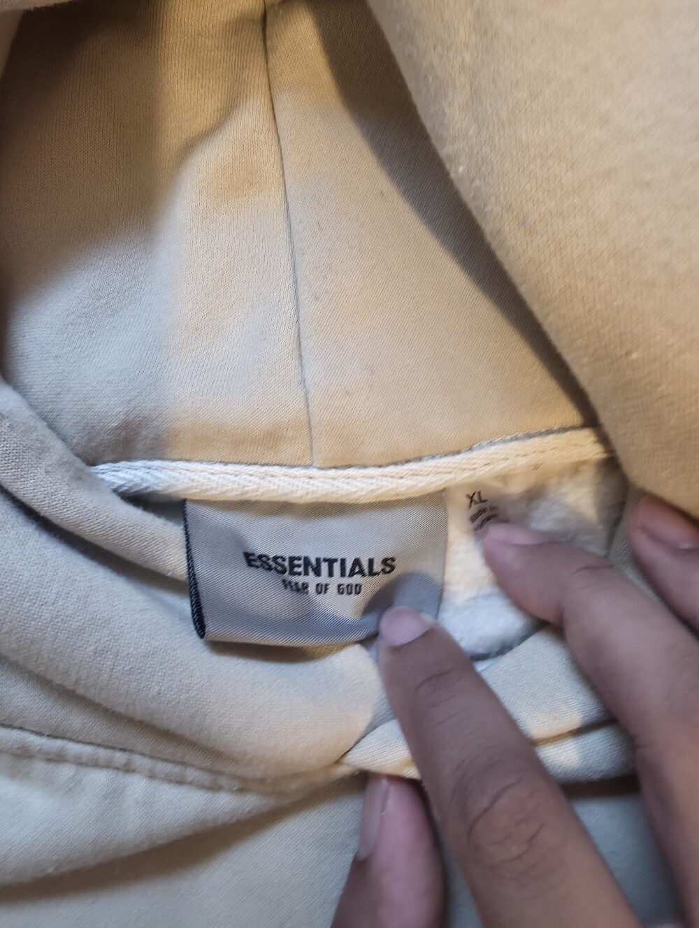Essential - Picture 4 of 6